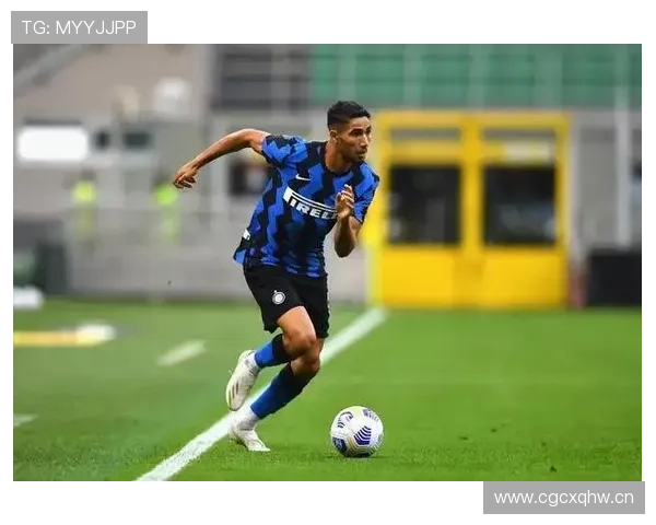 阿什拉夫：三后卫体系下的进攻核心边翼卫