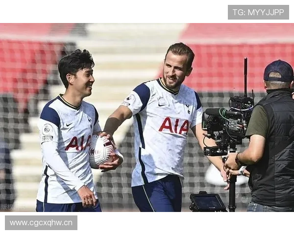 孙兴慜与冈崎慎司：亚洲前锋战术角色与进攻效率对比分析