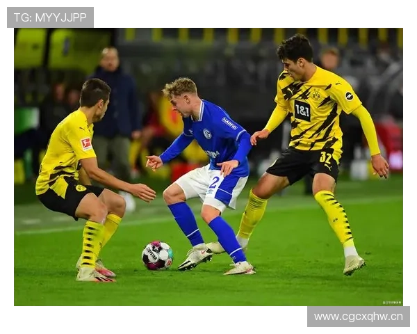 基米希与罗德里:后腰组织重心从纵深推进转向体系控球 基米希与罗德里:后腰组织重心从纵深推进转向体系控球